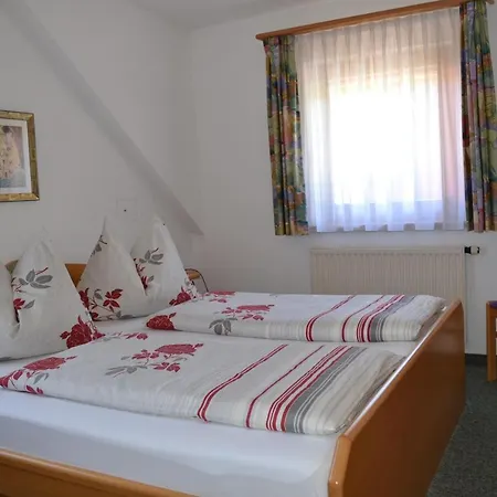 Ossiacherhof Guest house