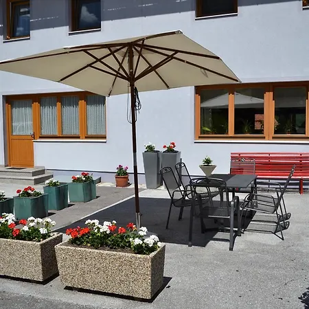 Ossiacherhof Guest house